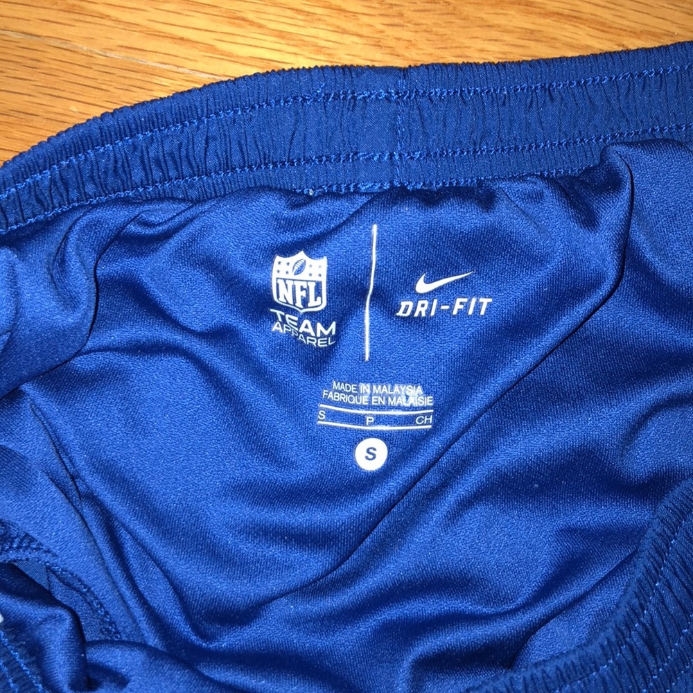 NY Giants Nike Dri- Fir athletic shorts - Picture 2 of 2